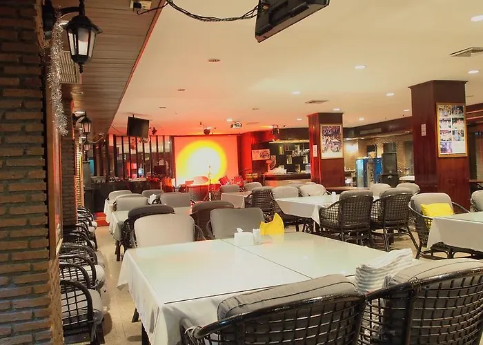 The Tower Praram 9 Hotel 3*