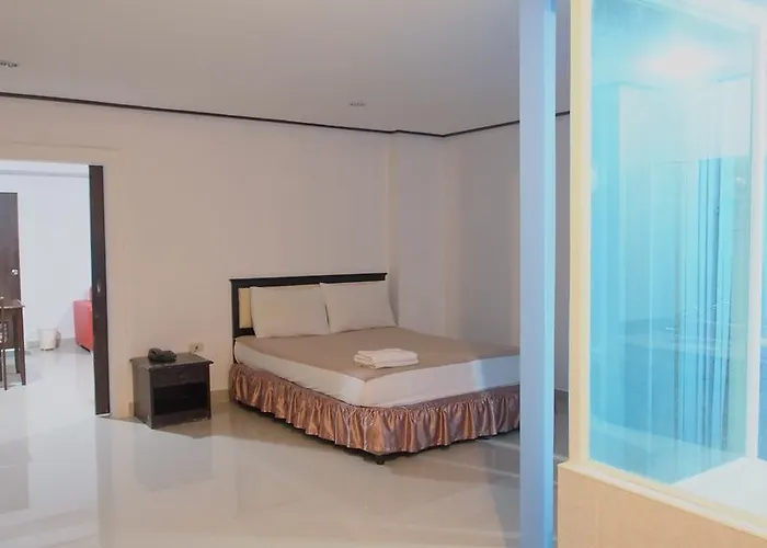 Hotel The Tower Praram 9 Bangkok