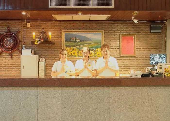 The Tower Praram 9 Hotel 3*